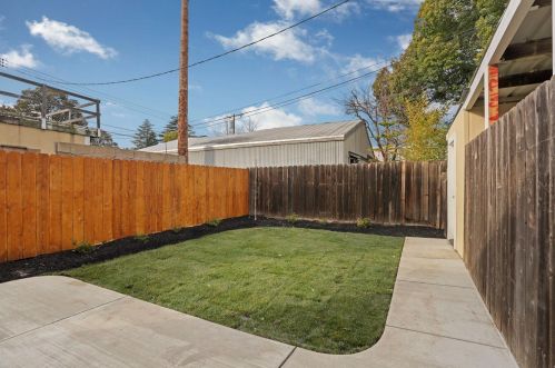 209 Forrest Ave, Lodi CA 95240-1019 exterior