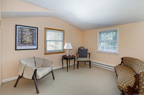 55 Fayette Rd, Scarsdale NY  10583-7156 exterior