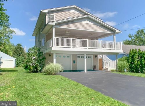 62 Ferry St, Yardley, PA 19067-1509