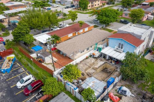 506 10th St, Hialeah, FL 33010-3634