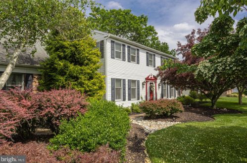 1028 Cox Ave, Washington Crossing, PA 18977-1418
