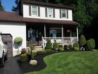 200 Wendy Ct, Schenectady, NY 12306-2523
