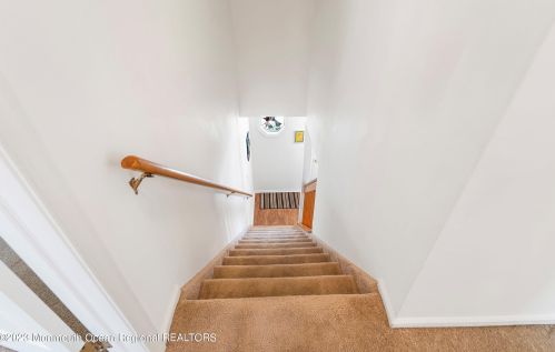 24 Sunnydale Dr, Berkeley Township NJ  08721-1379 exterior