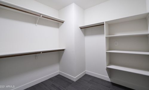 6803 15 St, Phoenix AZ 85040-2321 exterior