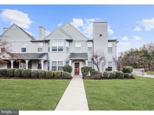 804 Sweetwater Dr, Riverton, NJ 08077-2470
