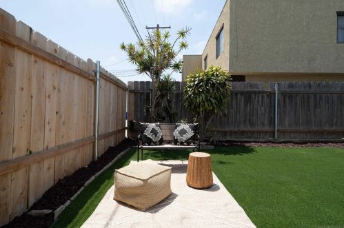 2221 Lincoln Ave, San Diego CA  92104-2412 exterior