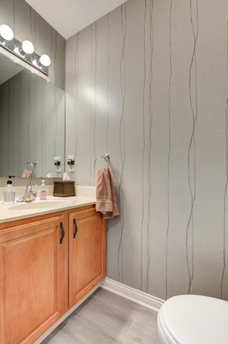 4704 Trumhall Dr, Darbydale OH  43123-8127 exterior