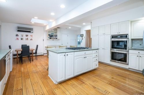 15 Fenimore Rd, New Rochelle NY  10804-2103 exterior