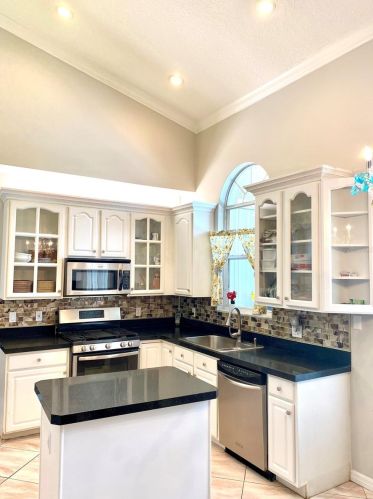 267 Isle Of Sky Cir, Orlando, FL 32828-8530