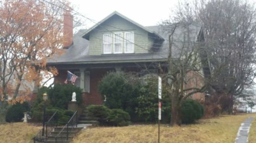 436 Broad St, Tatamy, PA 18085-7002