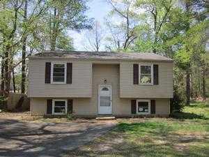 6530 Stevens Hollow Dr, Chesterfield VA  23832-8564 exterior