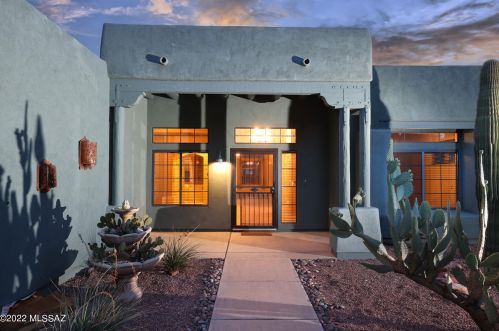 3451 Montgomery St, Tucson, AZ 85742-8671