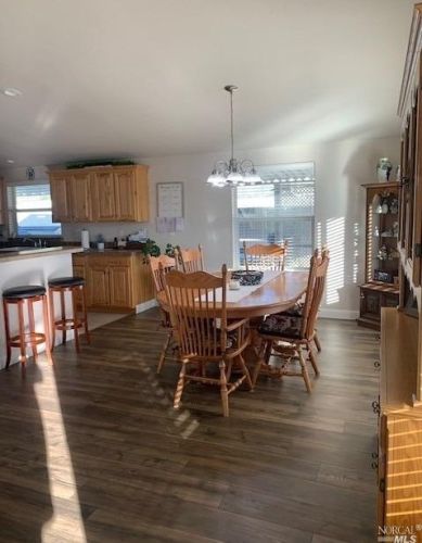 1114 Dale Ct, Santa Rosa CA  95401-4448 exterior