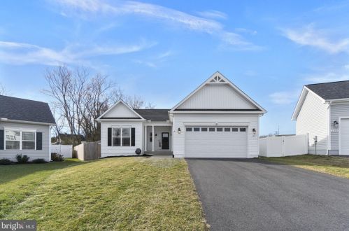 104 Ridgeway St, Fredericksburg VA  22401-2256 exterior
