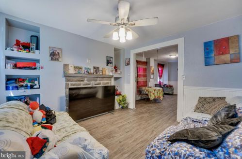 212 Knox St, Norristown, PA 19401-4523