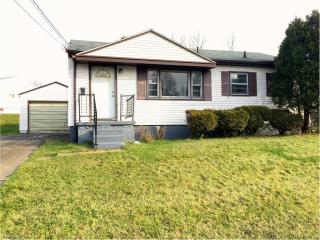 79 Lilburne Dr, Youngstown, OH 44505-4825