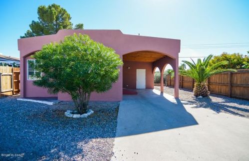 5541 Rocking Cir St, Tucson AZ  85713-6322 exterior