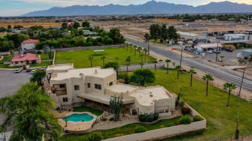 3833 67 Ave, Phoenix AZ 85033 exterior