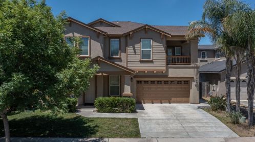 5825 Holbrook Dr, Riverbank, CA 95367-3869