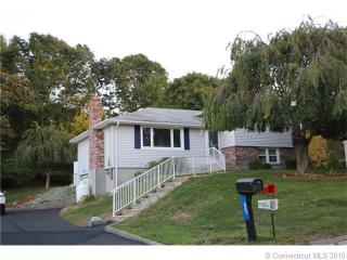 65 Driscoll Dr, Uncasville, CT 06382-1822