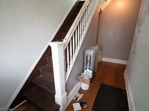 9 17th St, East Orange NJ  07017-5119 exterior