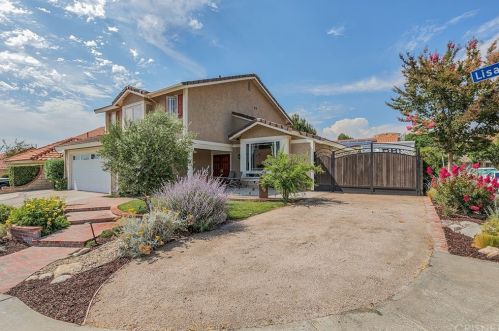 20603 Lisa Gail Dr, Santa Clarita, CA 91350-1982