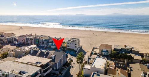 4064 Ocean Dr, Oxnard, CA 93035-3938