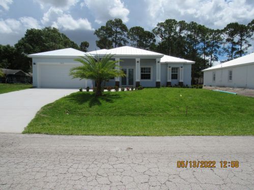 3340 Myers Ct, Fort Pierce, FL 34953-3533