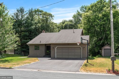 233 Hallam Ave, Saint Paul, MN 55115-2096
