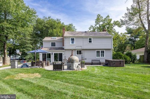 116 Howard St, Riverton NJ  08077-1328 exterior