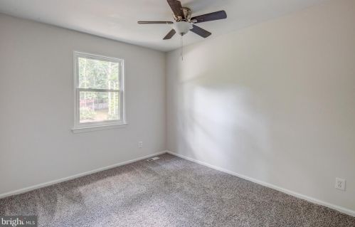 130 Country Ln, Erial NJ  08081-9383 exterior