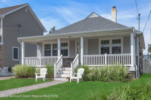 318 17th Ave, Belmar, NJ 07719-3036
