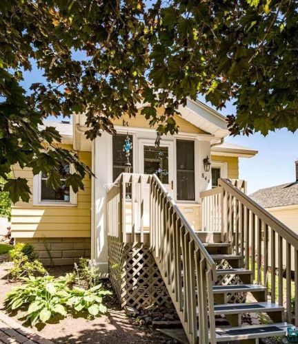844 Charles Ave, Duluth MN  55807-1415 exterior
