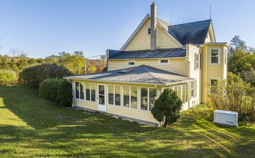 637 Route 308, Rhinebeck NY  12572-3410 exterior