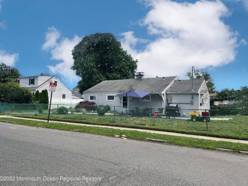 2905 Appleby Dr, Tinton Falls, NJ 07712-4507
