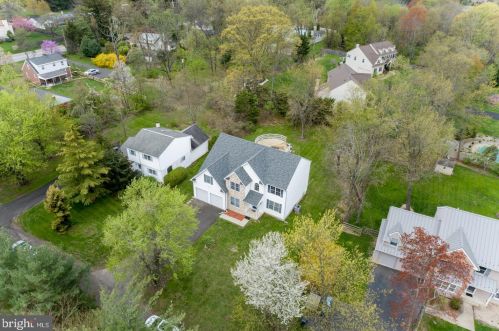 517 Cowpath Rd, Lansdale, PA 19446-1501