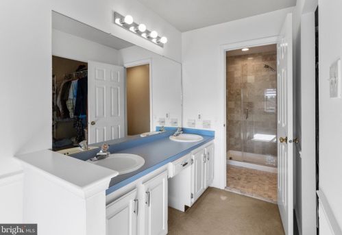 1628 Devon Ct, Yardley PA 19067-5741 exterior