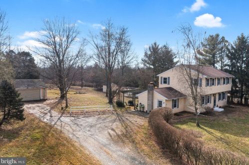 3624 Church Rd, Perkiomenville, PA 18074-9577