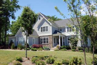 777 Springhouse Dr, Lewisburg, PA 17837-9408