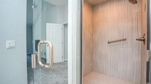 2090 Stonefield Ln, Santa Rosa CA  95403-0951 exterior