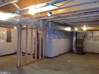 2917 Ferris Rd, Wilmington DE  19805-1127 exterior