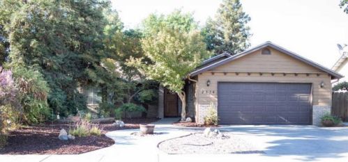 2374 Forest Ct, Porterville, CA 93257-7301