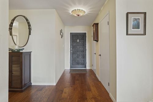 274 James Ct, Benicia, CA 94510-1806
