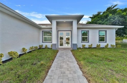 1103 Gifford Ave, Lehigh Acres, FL 33936-7131