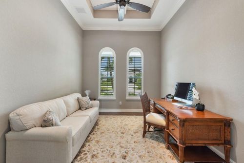 6653 Costa Cir, Naples FL 34113-1703 exterior