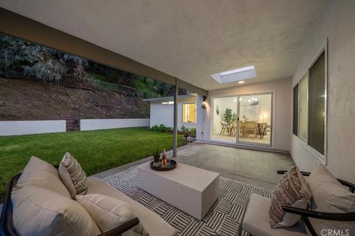 5253 Countryside Dr, San Diego CA  92115-2136 exterior