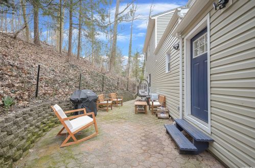 147 Waterside Ave, Northport NY  11768-2154 exterior