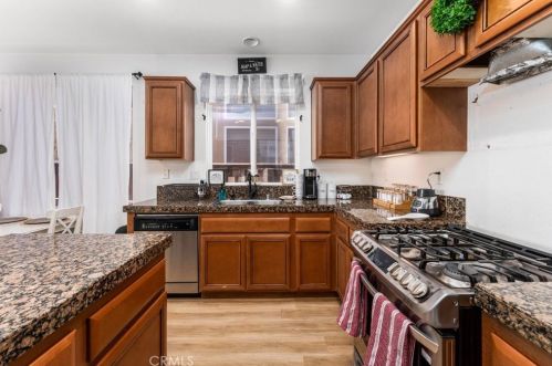 37227 Winged Foot Rd, Beaumont CA  92223-8010 exterior