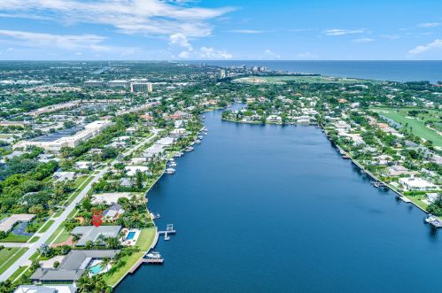 11814 Lake Shore Pl, West Palm Beach, FL 33408-3206