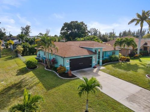 2705 11th Pl, Cape Coral, FL 33914-4128